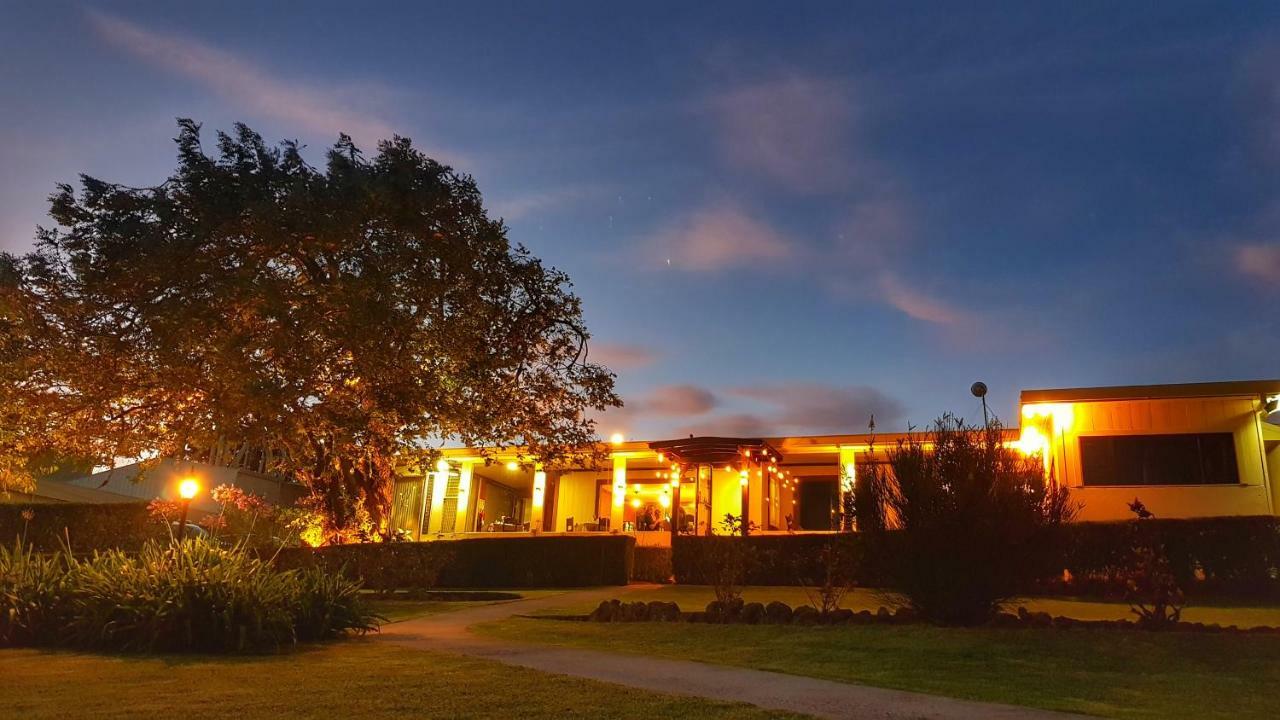 Grandpas Hotel & Restaurante カルタゴ エクステリア 写真